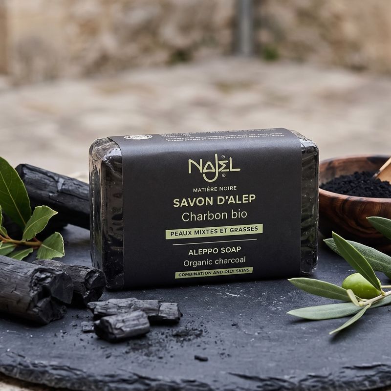 Aleppo sapone con carbone bio <br>Najel