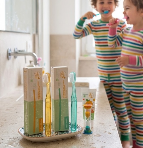 Spazzolino bimbi in fibra vegetale <br>La Saponaria